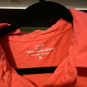 Vineyard Vines One Pocket Polo Shirt size Medium